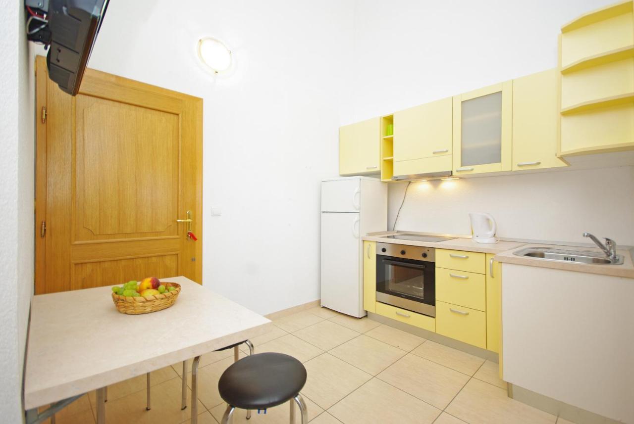 With A Parking Space Krvavica, Makarska - 18911 Apartament Baška Voda